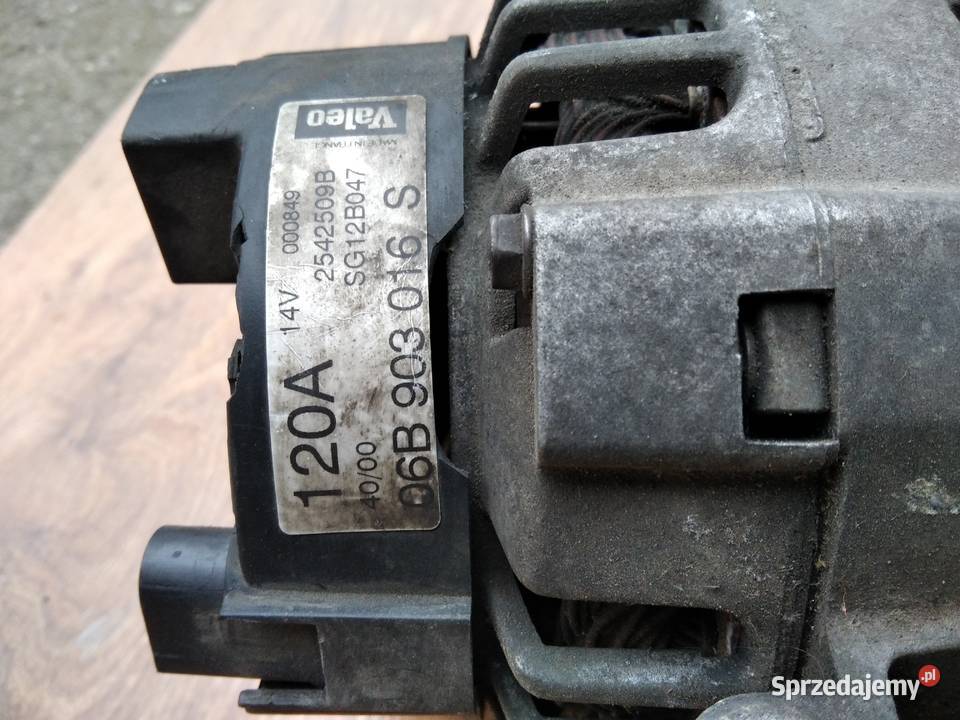 Alternator Audi a4 20b 120A Valeo 06B903016S Krośniewice sprzedam