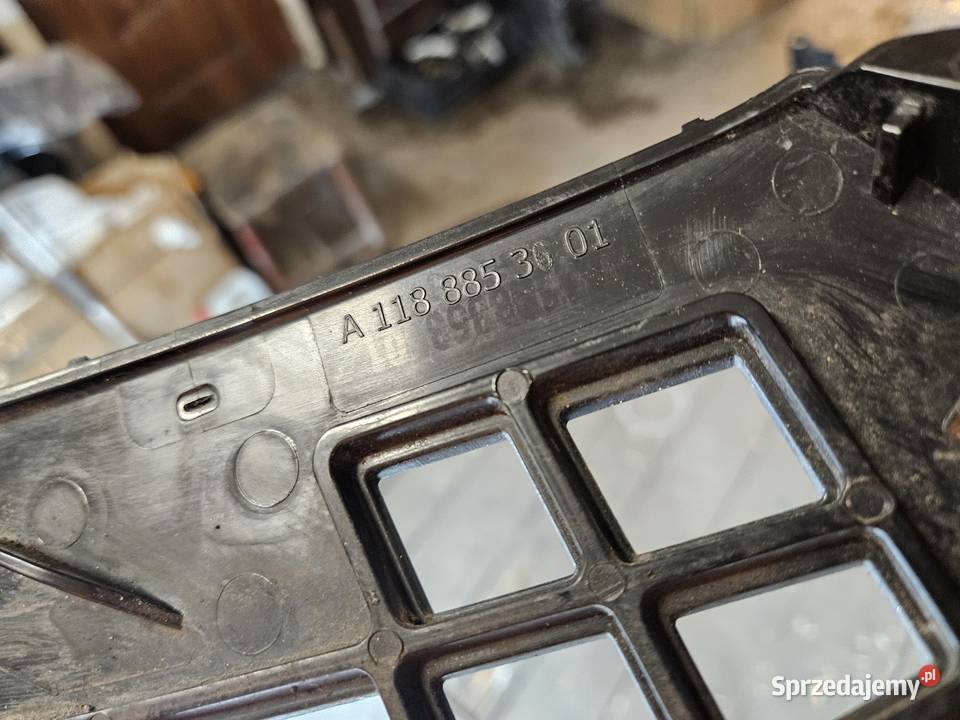 MERCEDES CLA W118 AMG ŚLIZG PRAWY ZDERZAKA PRZÓD Międzychód