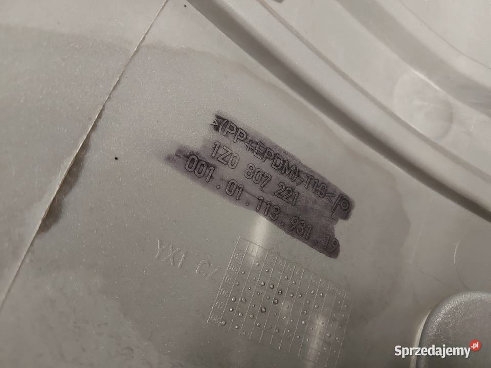 OCTAVIA II zderzak przód 1Z0807221 Zderzaki Kielce sprzedam