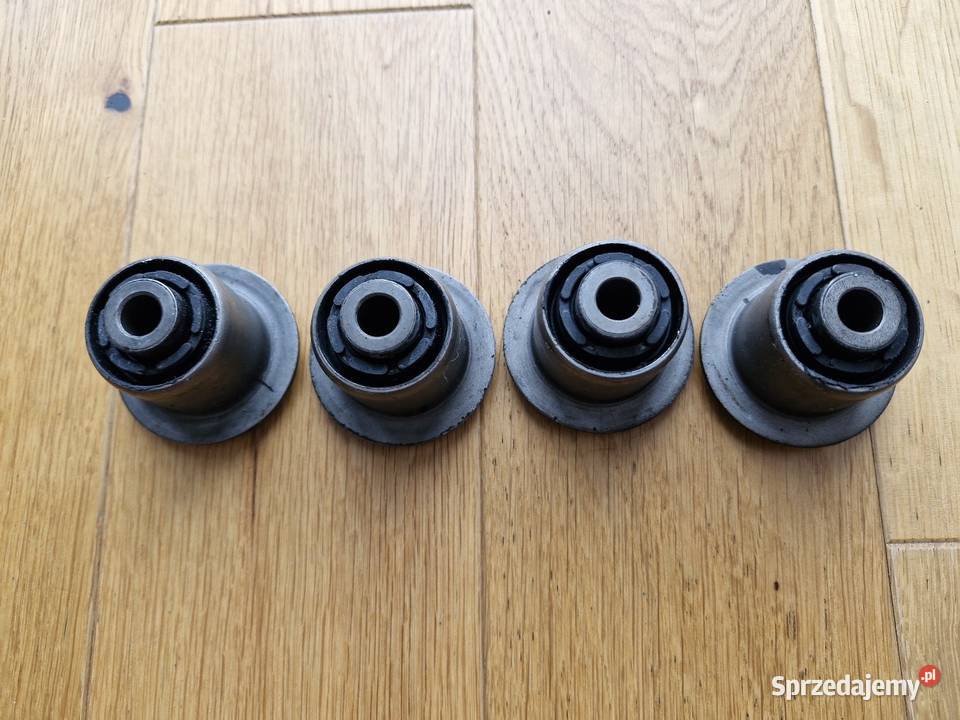 AUDI 80 B3 B4 Tuleje wahaczy 8AO4 07181 osobowe Gdańsk