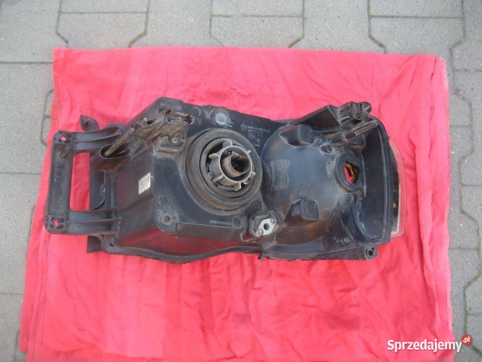 dodge ram 0205r lampa przód prawa 55077120ag osobowe Rakoniewice
