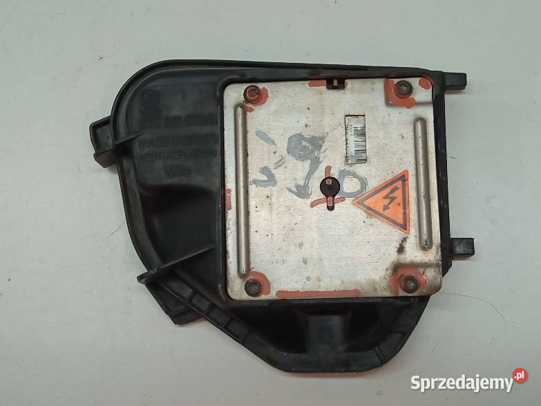 PRZETWORNICA XENON LAMPY PRZÓD 7L6941329A Rok produkcji 2010