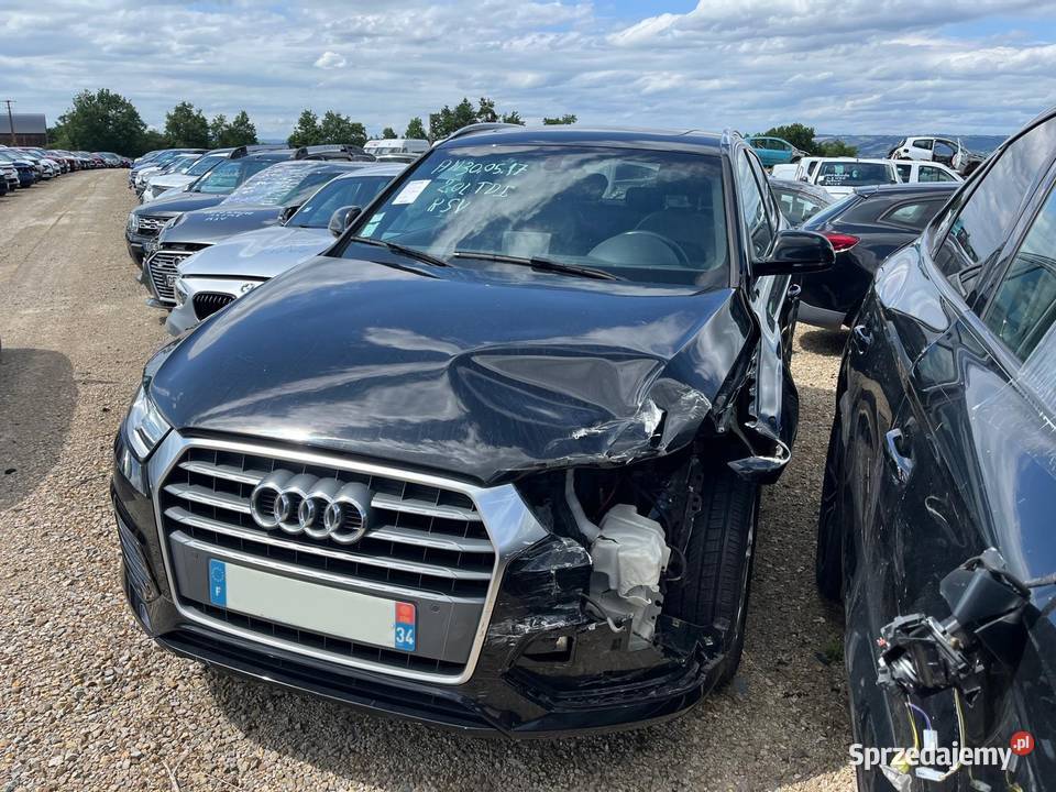 AUDI Q3 II 20 TDi 120 STronic SLine EM251 SUV Samochody osobowe Kielce