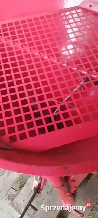 Rozsiewacz nawozu nieuszkodzony Rozsiewacze nawozów Trzebnica