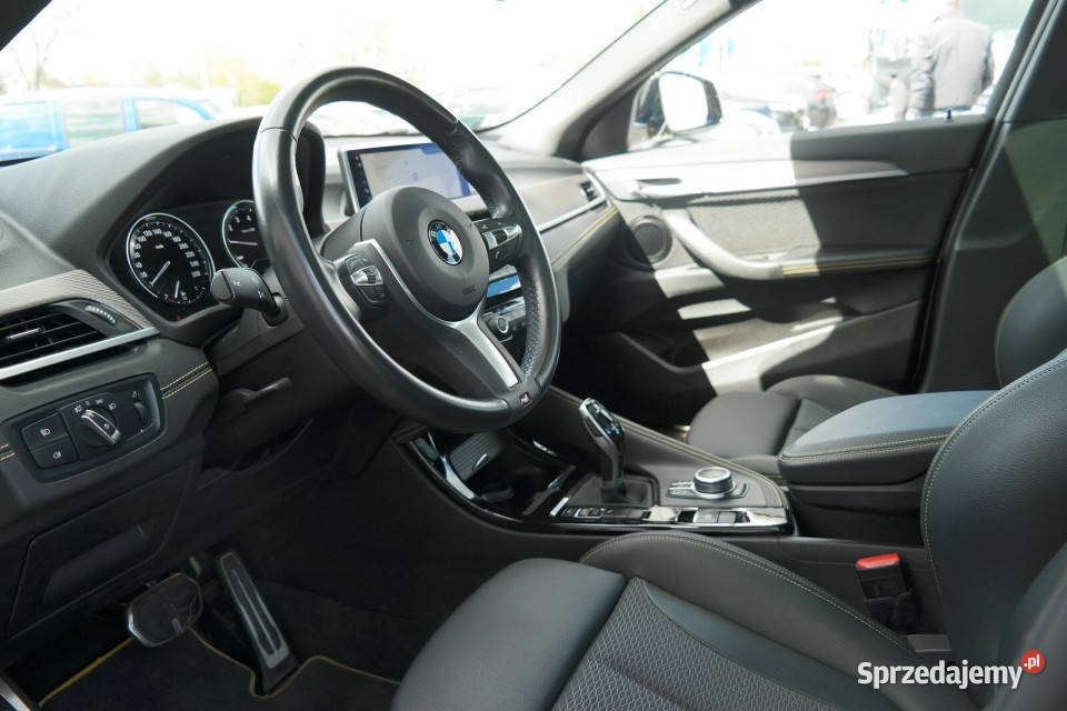 BMW X2 sDrive18i M Sport Galvanic Gold Panorama łódzkie Dobroń