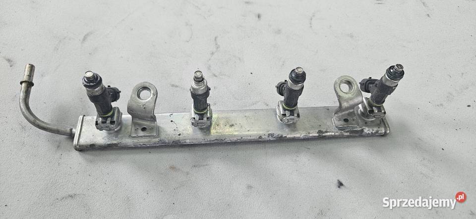 Listwa wtryskowa wtryskiwacz Mitsubishi Colt z30
