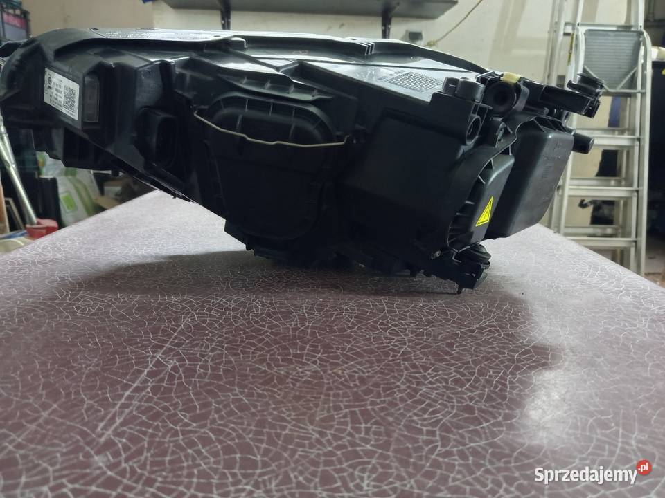 Lampa przednia VW Golf 7 Sportvan Xenon Bolesławiec