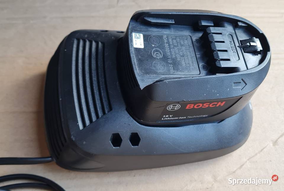 Ładowarka bosch 18V bateria 3AH mazowieckie Latowicz sprzedam