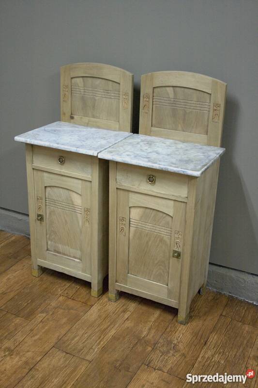 PIĘKNA SZAFECZKA NAKASTLIK OCZYSZCZONY ANTYK 2 Meble