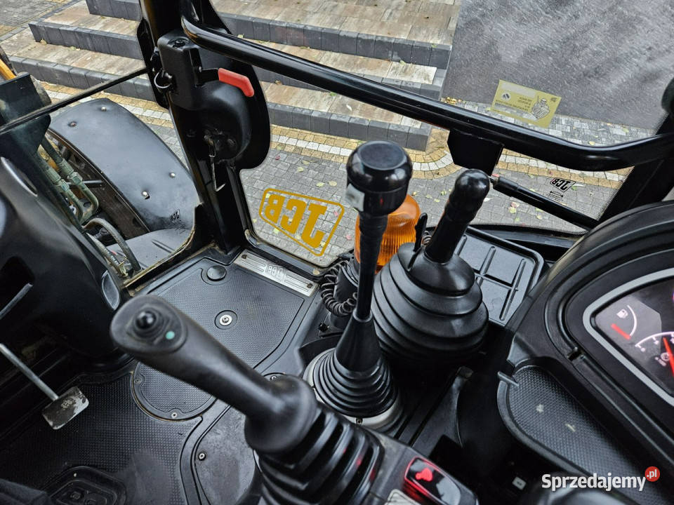 standardowa JCB 3CX Koparkoładowarka JCB 3CX AEC kujawsko-pomorskie Skępe