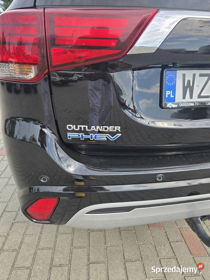 Mitsubishi 24 Outlander Plugin Hybrid nieuszkodzony Białystok sprzedam