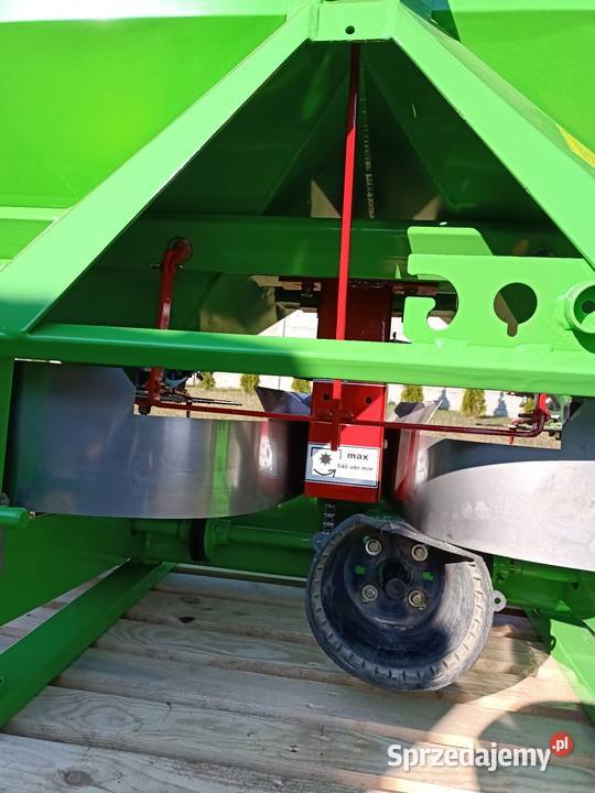 Sprzedam rozsiewacz nawozu Unia Brzeg ms mx nieuszkodzony Kutno