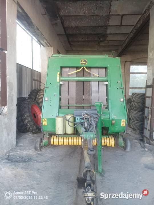 Prasa John Deere 582 model 2009