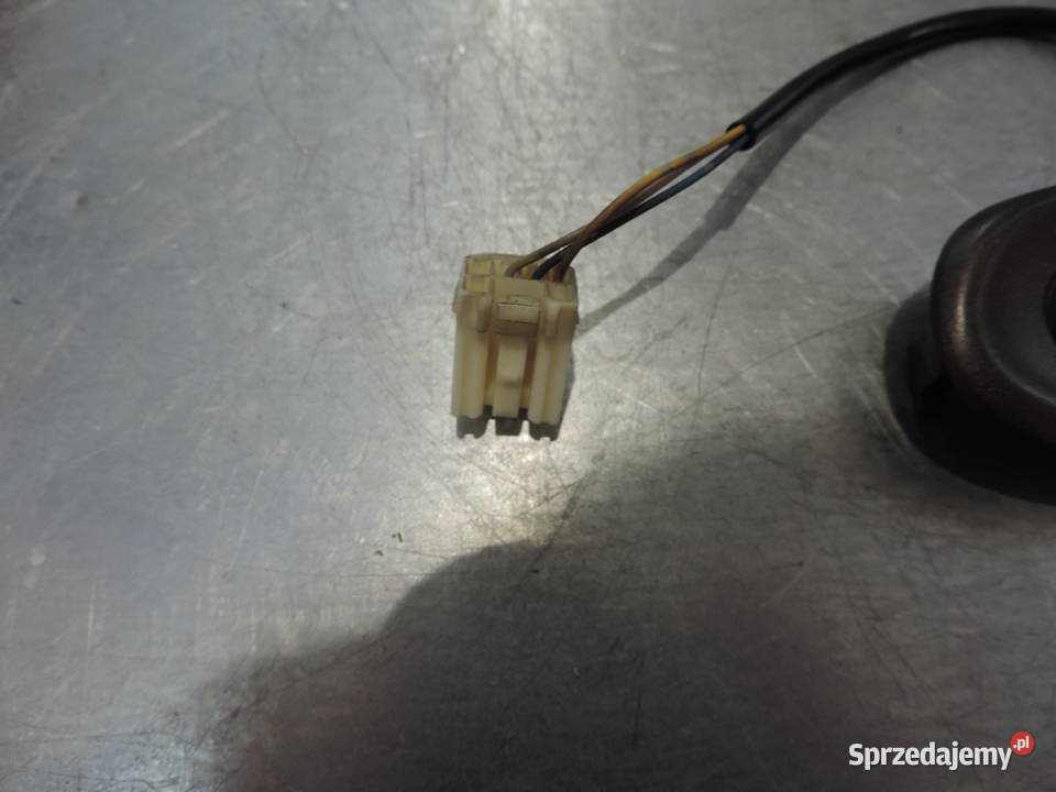 PRZEŁĄCZNIK TEMPOMATU TRIP TOYOTA YARIS I Panele sterowania, przełączniki Nowy Sącz sprzedam