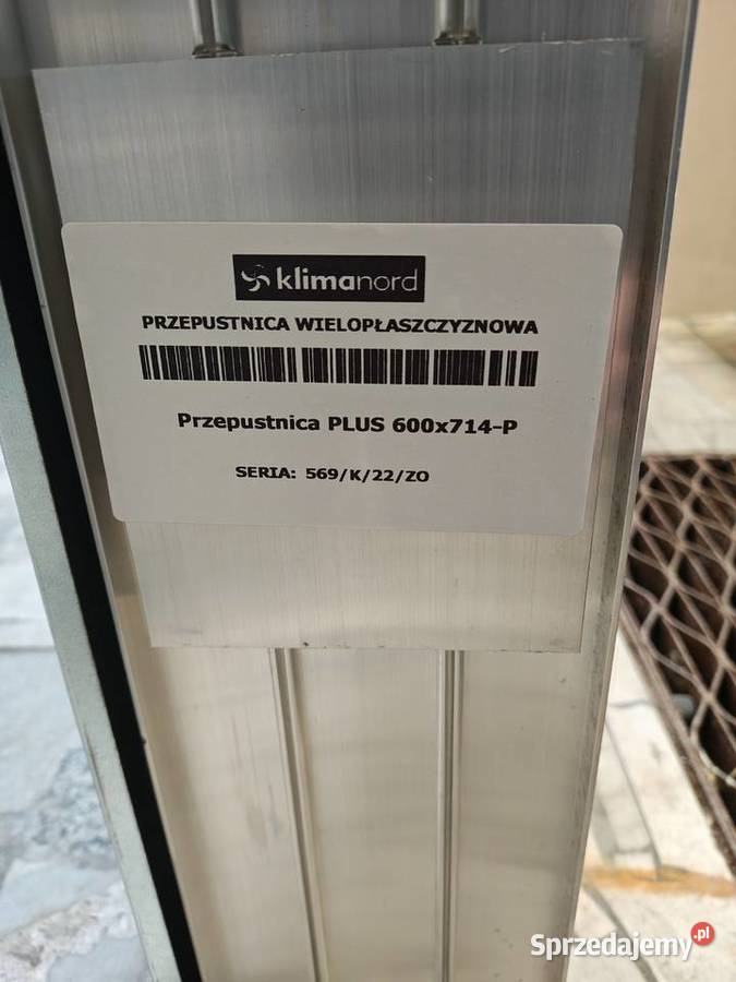 Przepustnica Plus aluminiowa 600x714P zestaw z Swarzędz