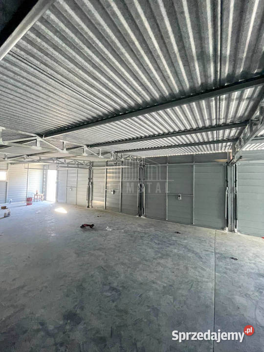 Garaz blaszany 16x5 m 4x brama uchylna 3x okno Malbork