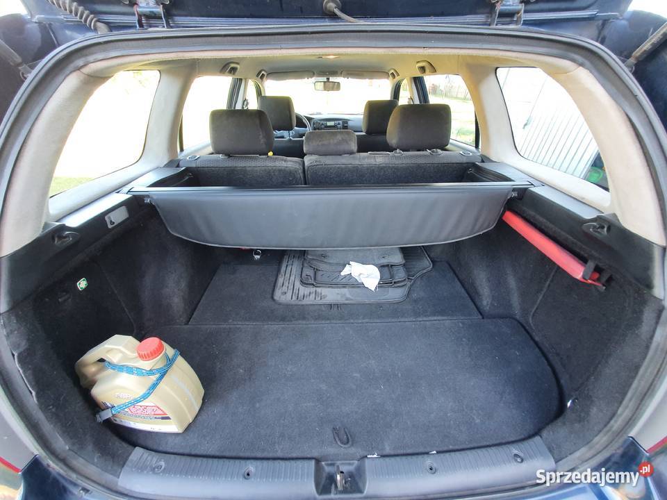 Toyota Corolla E12 14 VVTi POLARIS 8 lat w Łowicz