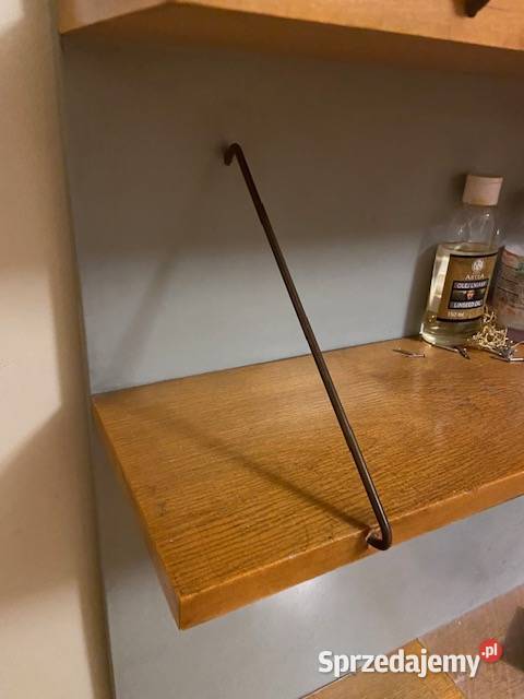 Unikalny zestaw mebli do renowacji z UP Zavody Legnica