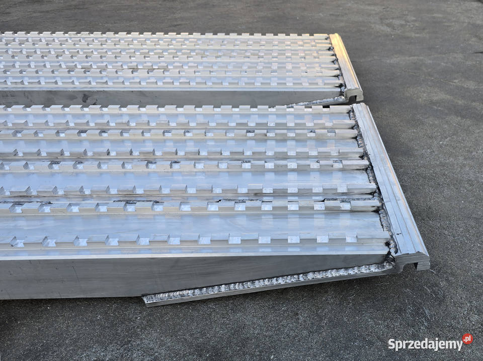 Najazdy aluminiowe 15 ton 2400x600x90mm Lubanie