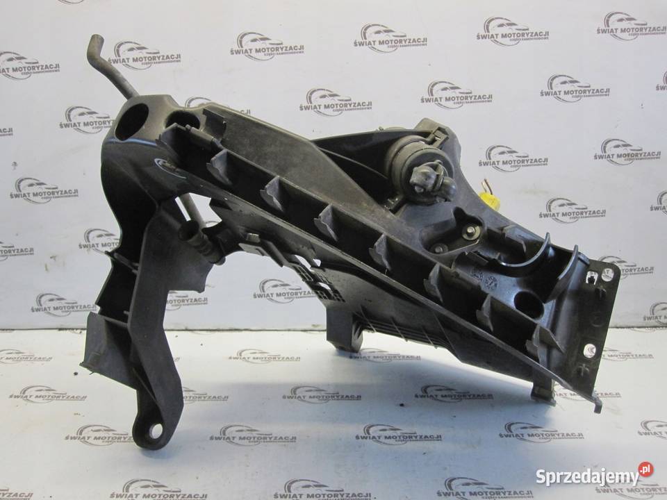 AUDI A5 8T 10r ślizg lampy prawy przód 8T0805608 osobowe Kielce sprzedam