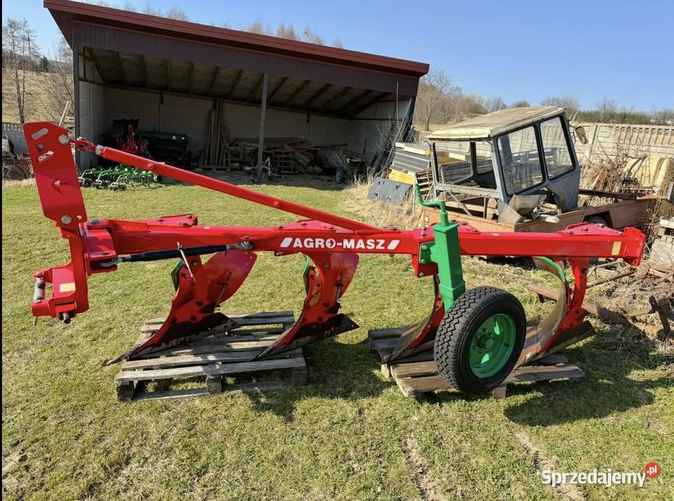 Pług 4 skibowy AgroMasz Krajno-Parcele sprzedam