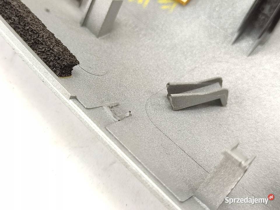 OSŁONA LUSTERKA PRAWEGO SUBARU IMPREZA GT Wyposażenie wnętrza