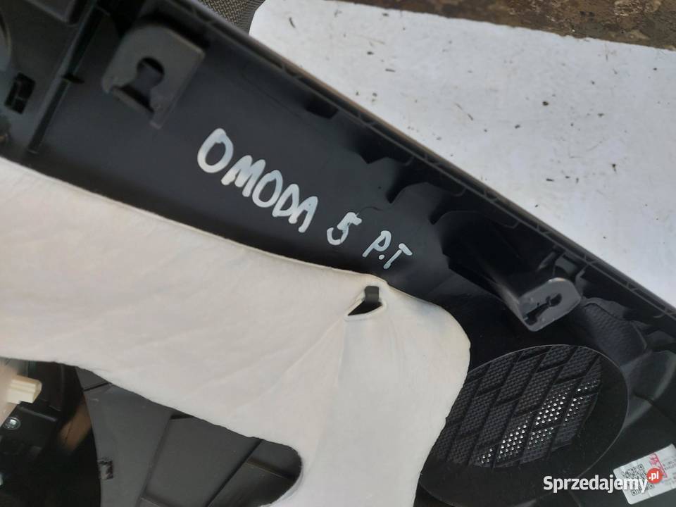 Chery Omoda 5 2024 boczek tapicerka drzwi prawa