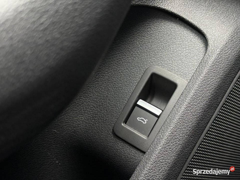 Audi A4 2022r Niski Przebieg SLINE Warszawa sprzedam