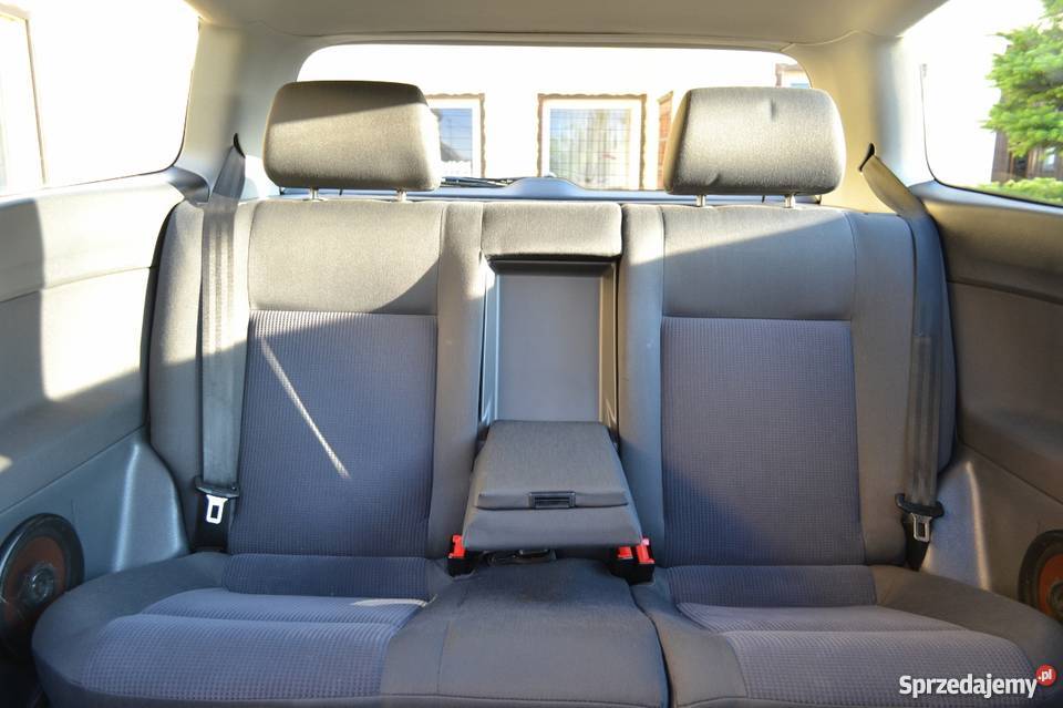 VW POLO CZARNY METALIK CLIMATIC 4xPP ZIMÓWKI czarny Złoczew