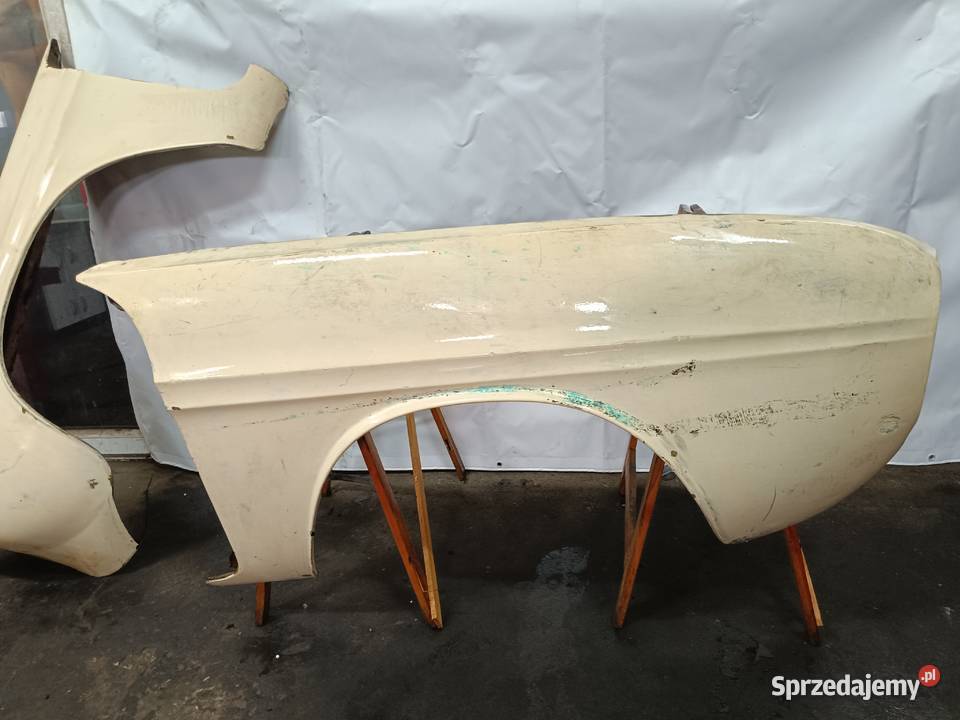 Błotniki Audi 60 L F103 Prawy i lewy stan db Mikołów