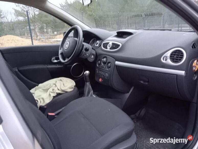 Sprzedam Samochód 130000km Clio Korzeniówka