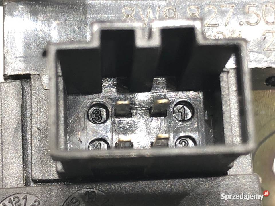 ZAMEK KLAPY TYŁ AUDI A4 B9 Kombi 8W9827505C sprzedam