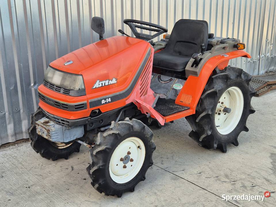 Traktorek traktor KUBOTA ASTE A14D 14 44 Napęd 4x4 Małuszyn