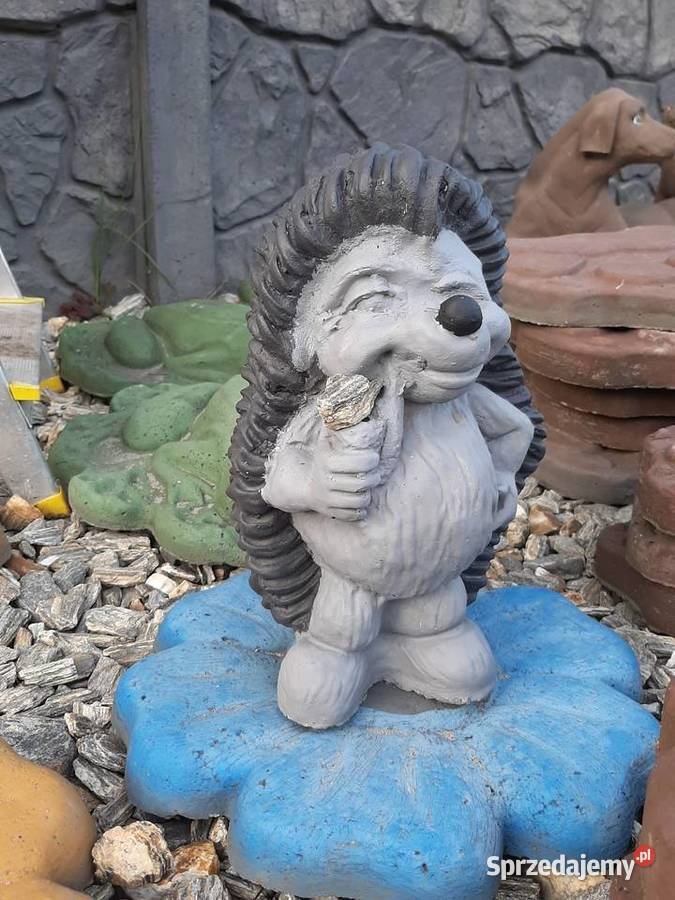 Ozdobny betonowy jeżyk