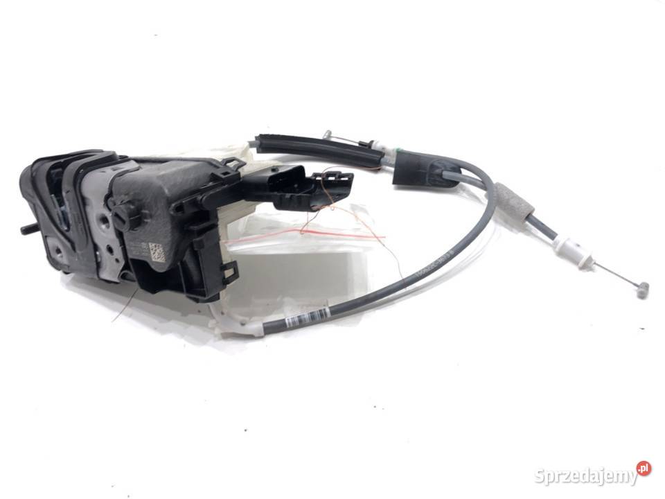 ZAMEK DRZWI LEWY TYŁ OPEL CORSA F Hatchback Karoseria sprzedam