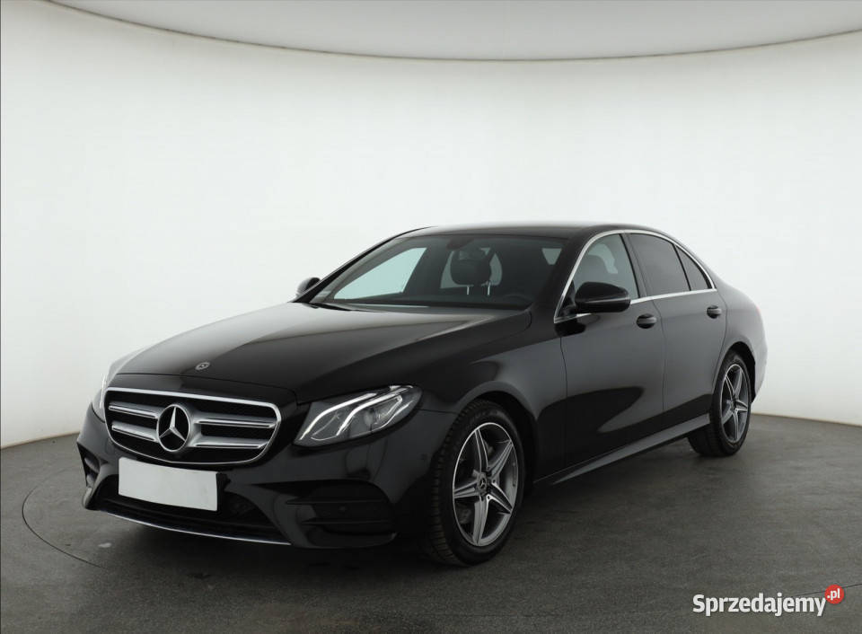 Mercedes E E 220 d 4MATIC wielofunkcyjna kierownica