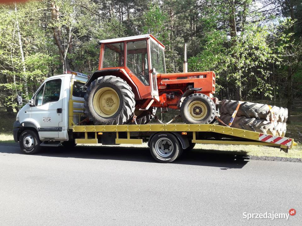 Traktor Ursus ciągnik Pomoc drogowa i holowanie