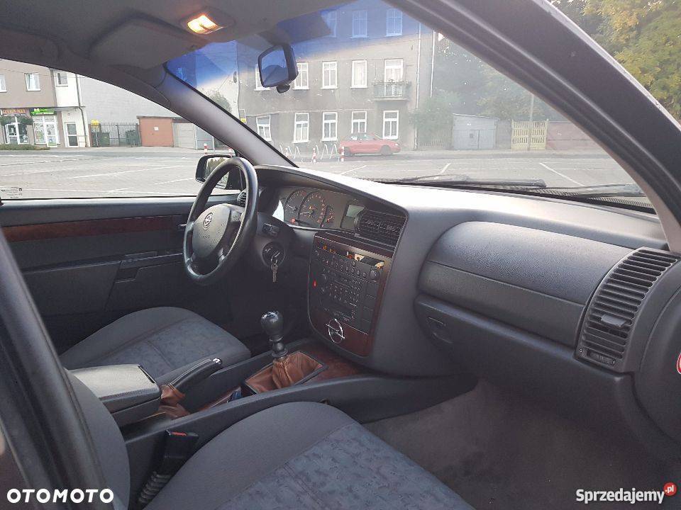 Sprzedam Opel Omega B fl C Kombi 20 DTI 16V 101 280000km łódzkie Pabianice sprzedam