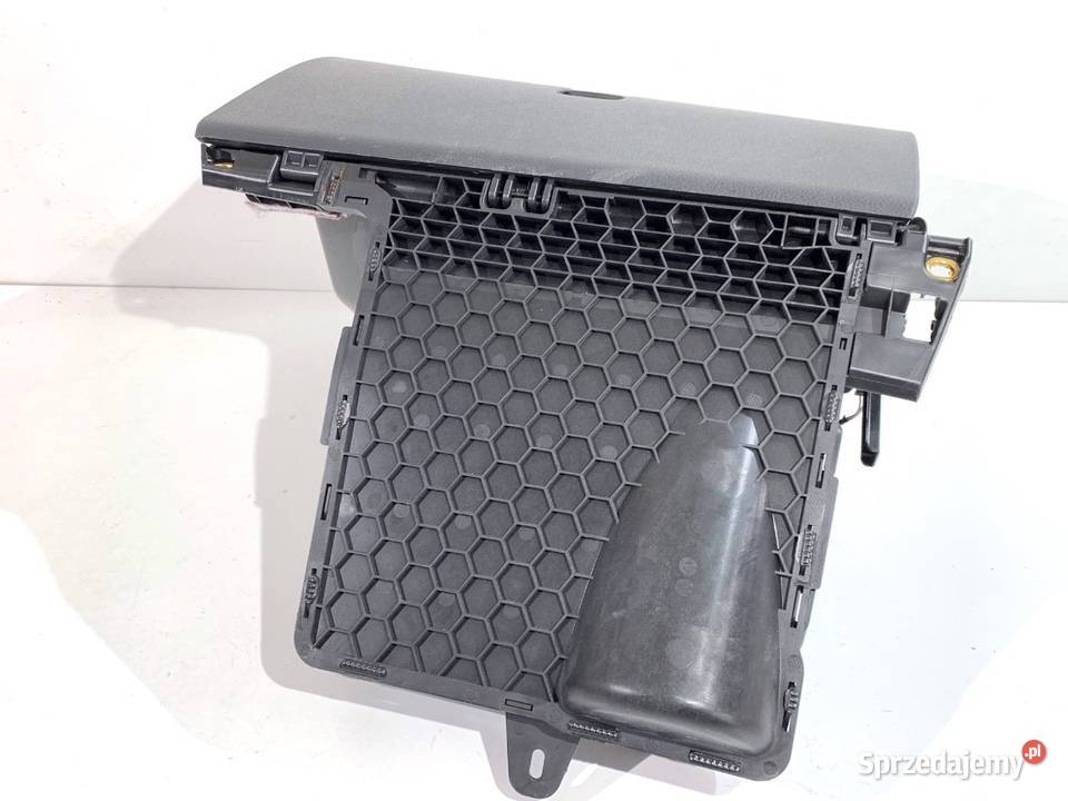 SCHOWEK PASAŻERA SKODA FABIA III Hatchback podkarpackie