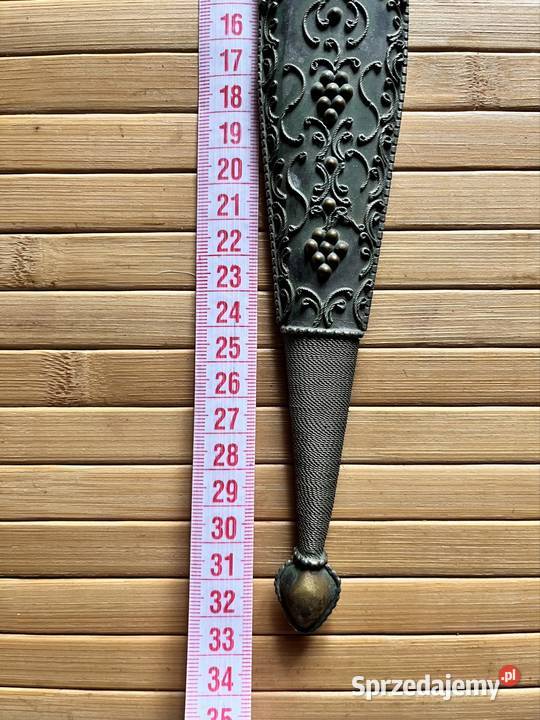 Miedziane pięknie zdobione etui na sztylet Lucynów