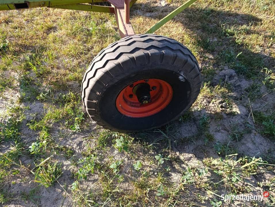 Wózek hedera Claas Dominator 45 m Złoczew sprzedam