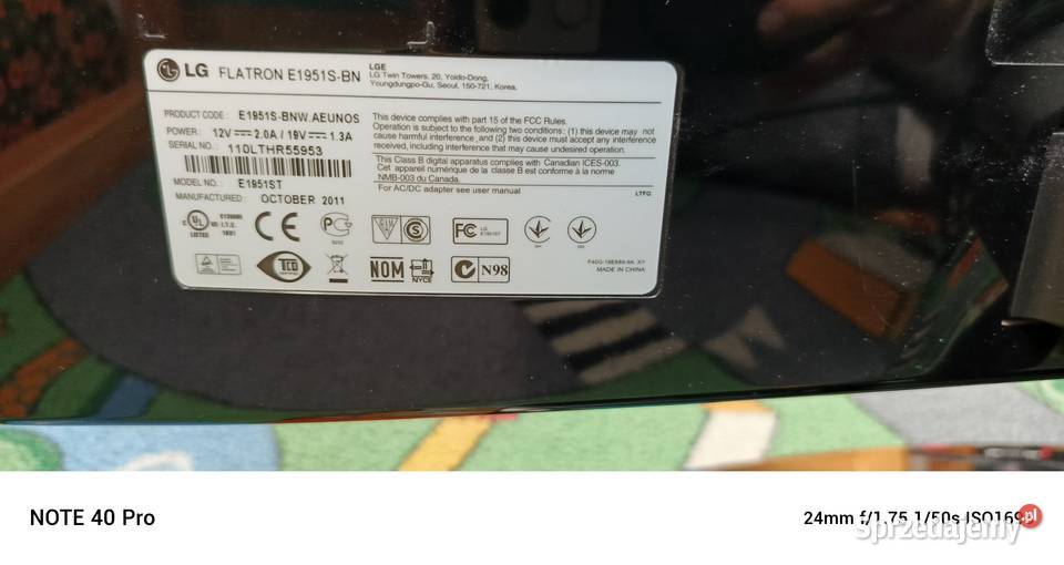 Monitor LG z przejściówką na HDMI Brodnica