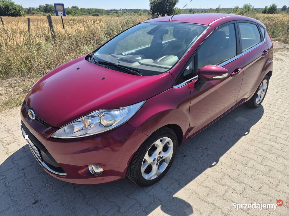 Ford Fiesta Mk7 2011125 82 konie5 DzwiowaBogata Legnica