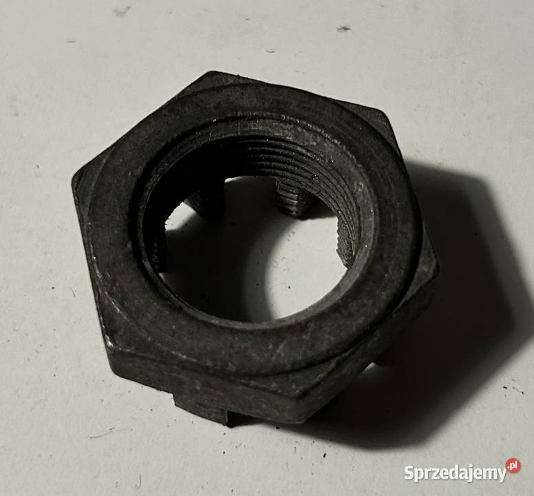 NOWA nakrętka piasty przedniej zwrotnicy Żuk Warszawa