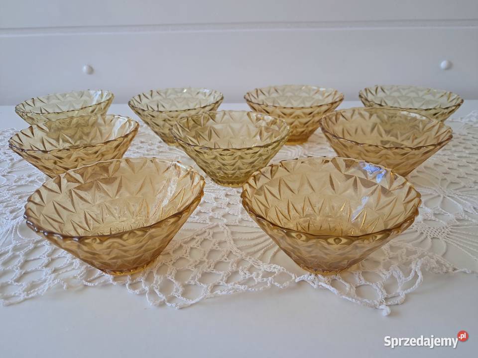 Salaterki szklane w kolorze bursztynowym Kraków