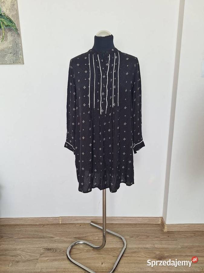 Śliczna czarna krótka zwiewna luźna sukienka Kraków