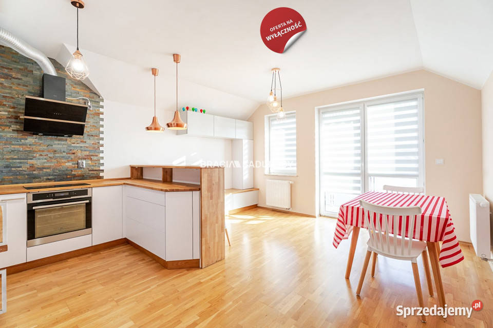 sprzedaży mieszkania Kraków Macieja Dębskiego