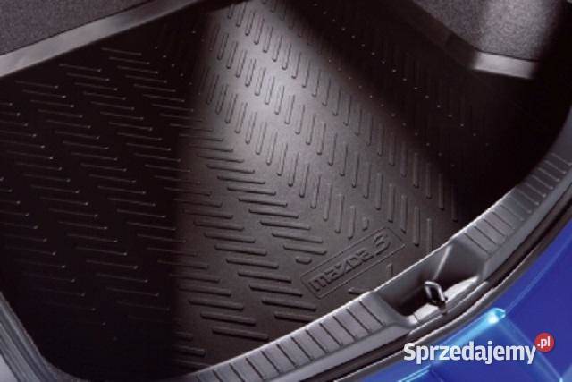 WKLAD BAGAŻNIKA UCHO MAZDA 3 III BM Holowanie