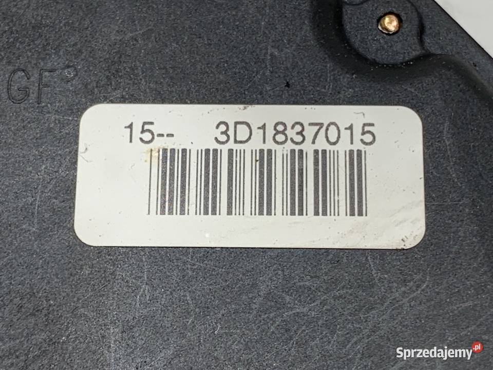 ZAMEK DRZWI LEWY PRZÓD VW TOURAN Hatchback