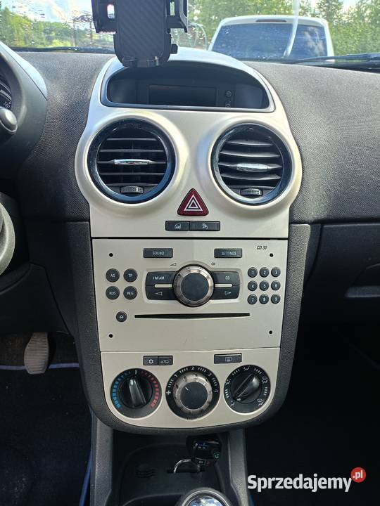 Opel Corsa 2007 12 benzyna lubelskie Siennica Różana